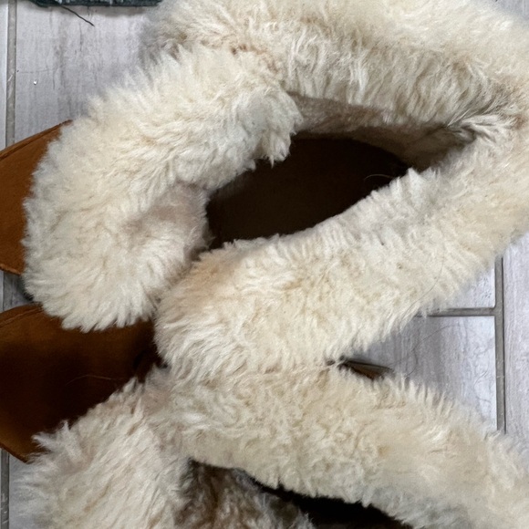 Orthofeet Suede women’s size 8 B ankle boots/water resistant. - Picture 2 of 4